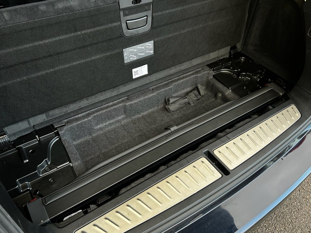 Used BMW 5 Series 2020 for sale - 77001002: Photo 37