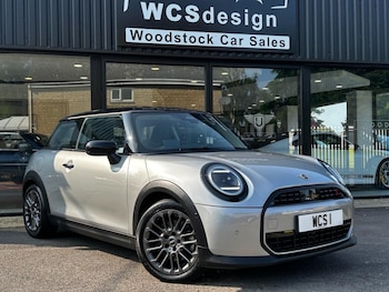 Used MINI Hatch 2024 for sale - 75562958: Photo