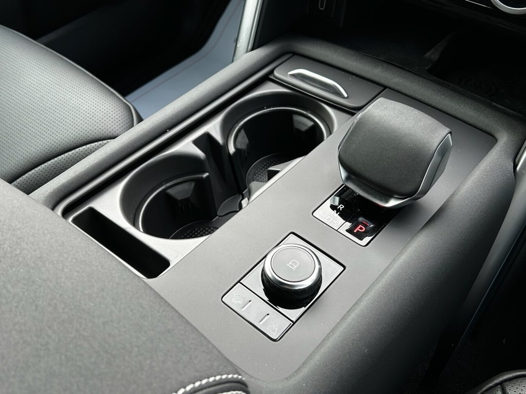 Used Land Rover Discovery 5 2025 for sale - 77000991: Photo 27