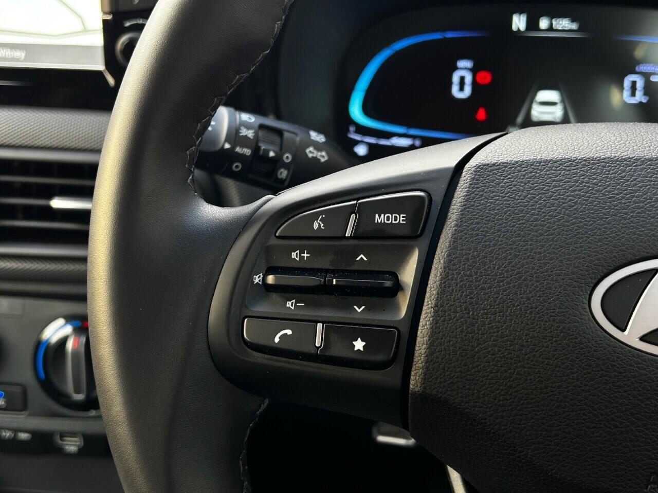 Used Hyundai i10 2024 for sale - 76485948: Photo 34