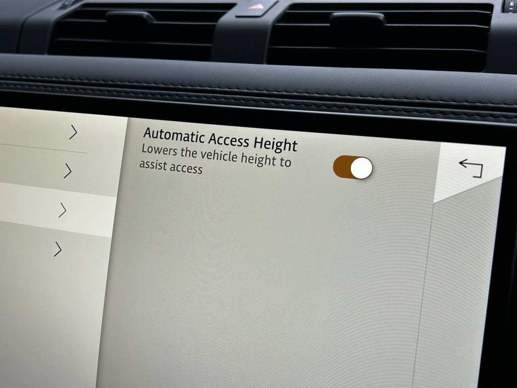 Used Land Rover Defender 2025 for sale - 77000995: Photo 43