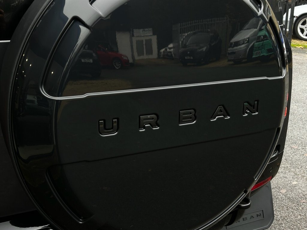 Used Land Rover Defender 110 2025 for sale - 77001001: Photo 19