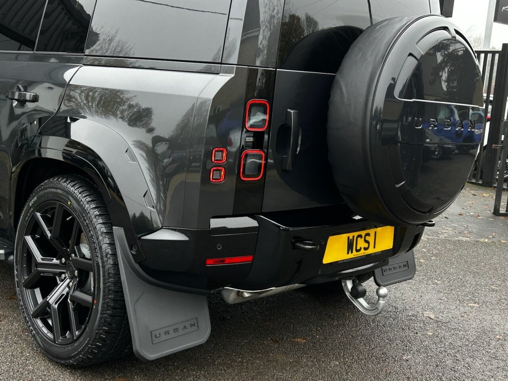 Used Land Rover Defender 110 2025 for sale - 77001001: Photo 25