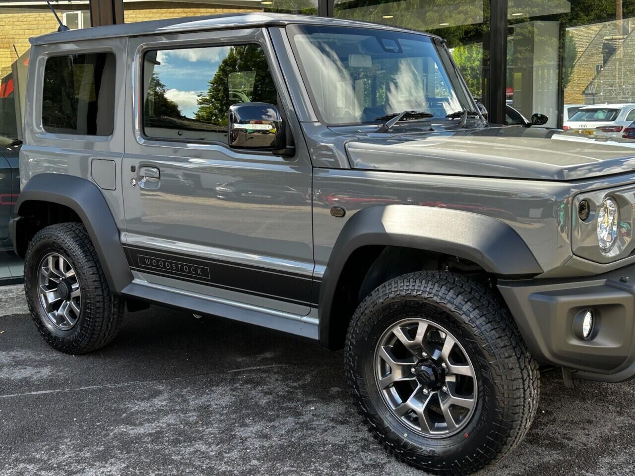 Used Suzuki Jimny for sale - 76988471: Photo 11