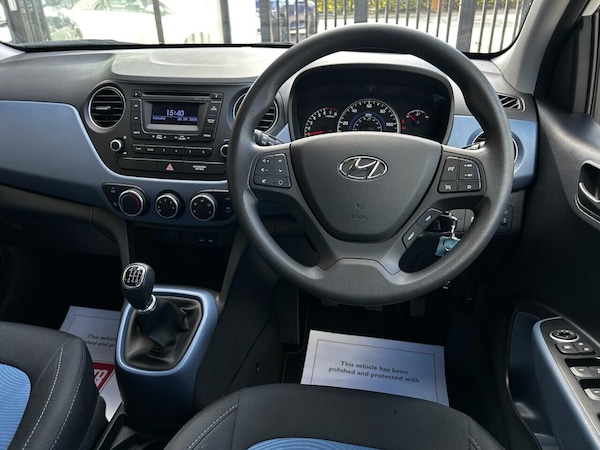 Used Hyundai i10 2017 for sale - 76136580: Photo 24