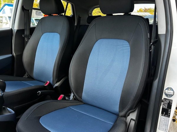 Used Hyundai i10 2017 for sale - 76136580: Photo 27
