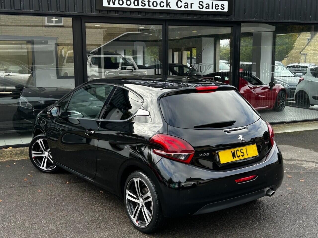 Used Peugeot 208 2016 for sale - 76360202: Photo 12