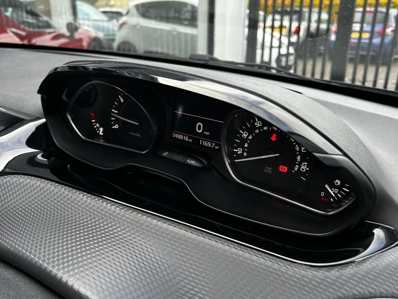 Used Peugeot 208 2016 for sale - 76360202: Photo 31