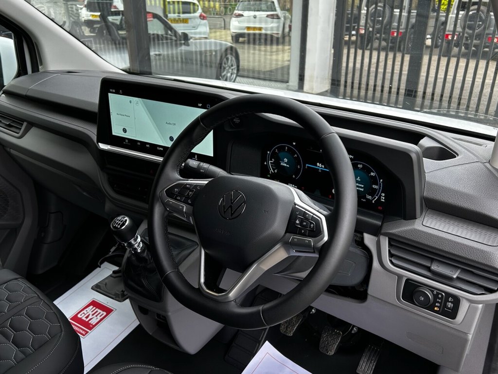 Used Volkswagen Transporter 2025 for sale - 78200325: Photo 21