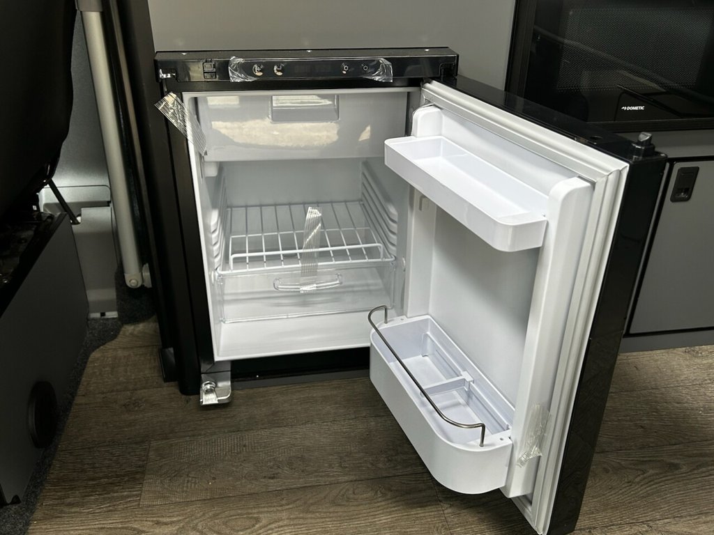 Used Volkswagen Transporter 2025 for sale - 78200325: Photo 38