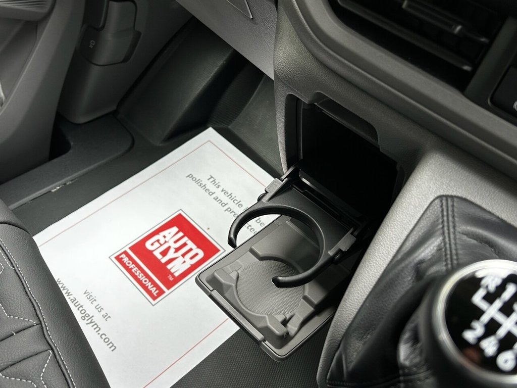 Used Volkswagen Transporter 2025 for sale - 78200325: Photo 49