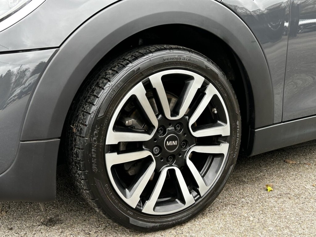 Used MINI Hatch 2019 for sale - 77681113: Photo 12