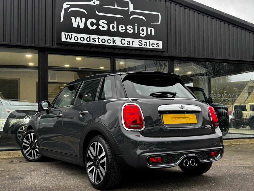 Used MINI Hatch 2019 for sale - 77681113: Photo 2