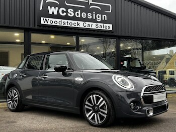 Used MINI Hatch 2019 for sale - 77681113: Photo