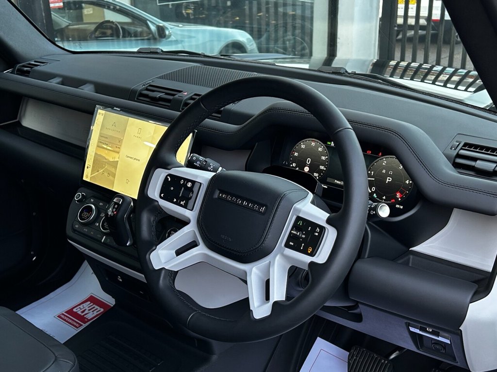 Used Land Rover Defender 2026 for sale - 78083261: Photo 31