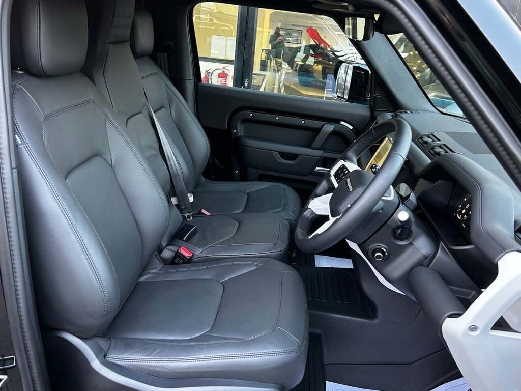 Used Land Rover Defender 2026 for sale - 78083261: Photo 34