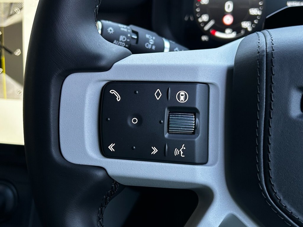 Used Land Rover Defender 2026 for sale - 78083261: Photo 43