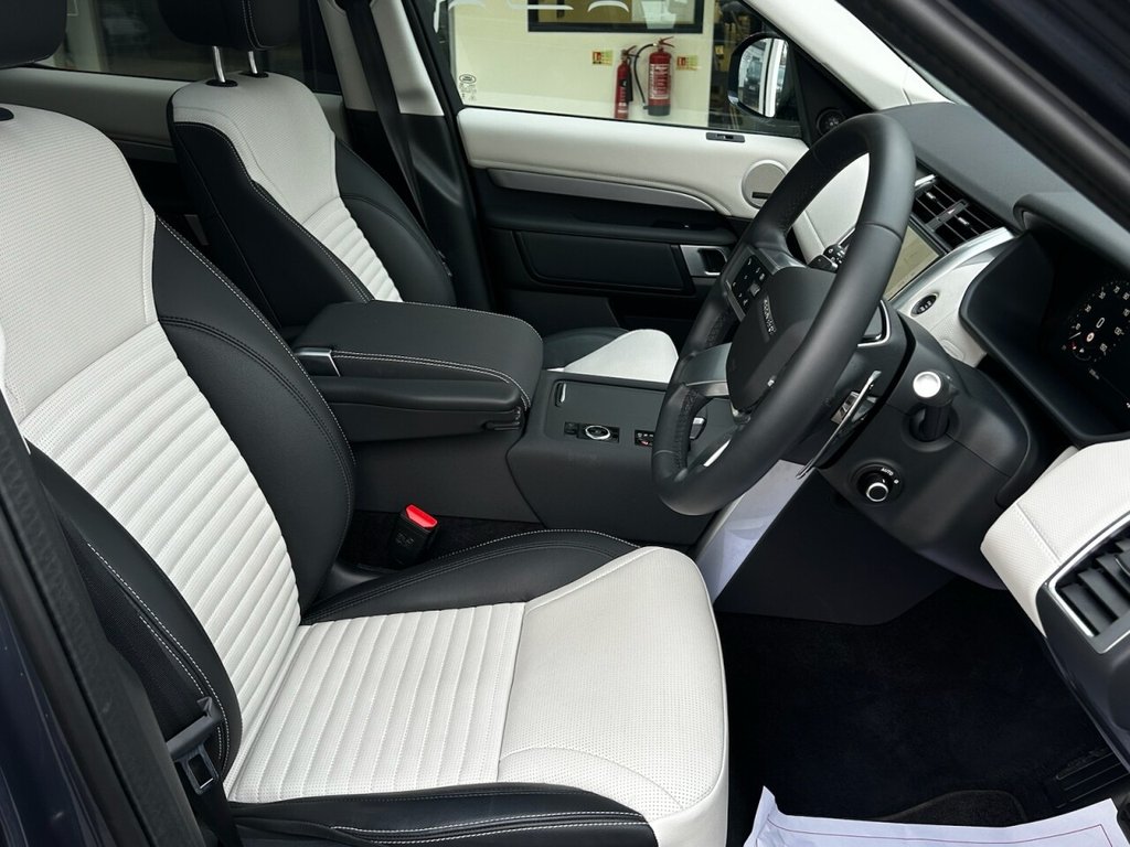 Used Land Rover Discovery 2025 for sale - 77436929: Photo 23
