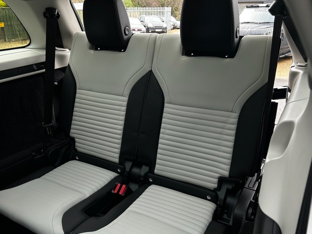 Used Land Rover Discovery 2025 for sale - 77436929: Photo 35