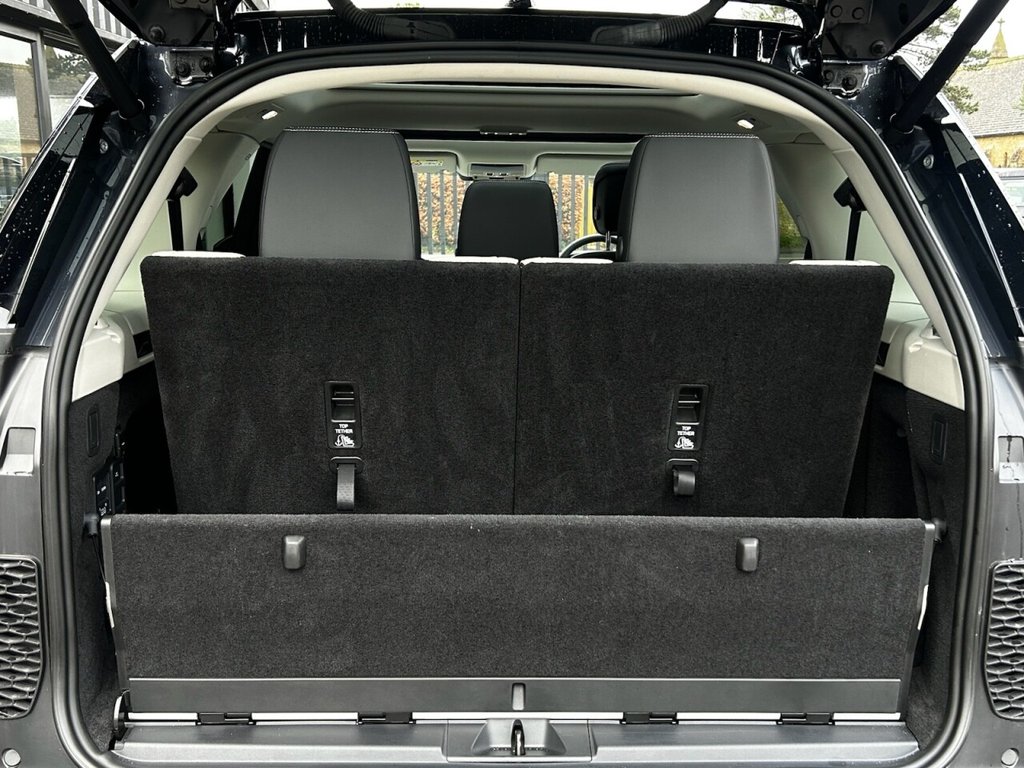 Used Land Rover Discovery 2025 for sale - 77436929: Photo 36