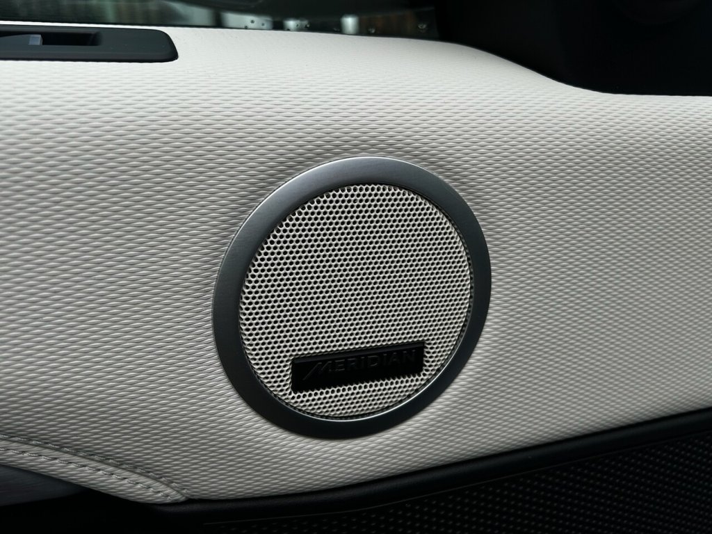 Used Land Rover Discovery 2025 for sale - 77436929: Photo 47