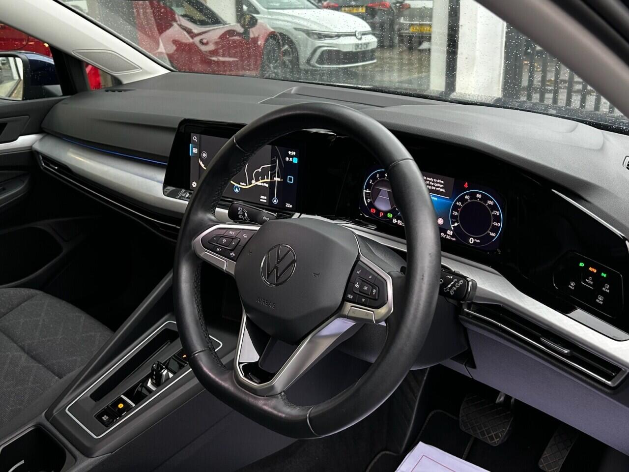 Used Volkswagen Golf 2024 for sale - 76561338: Photo 18