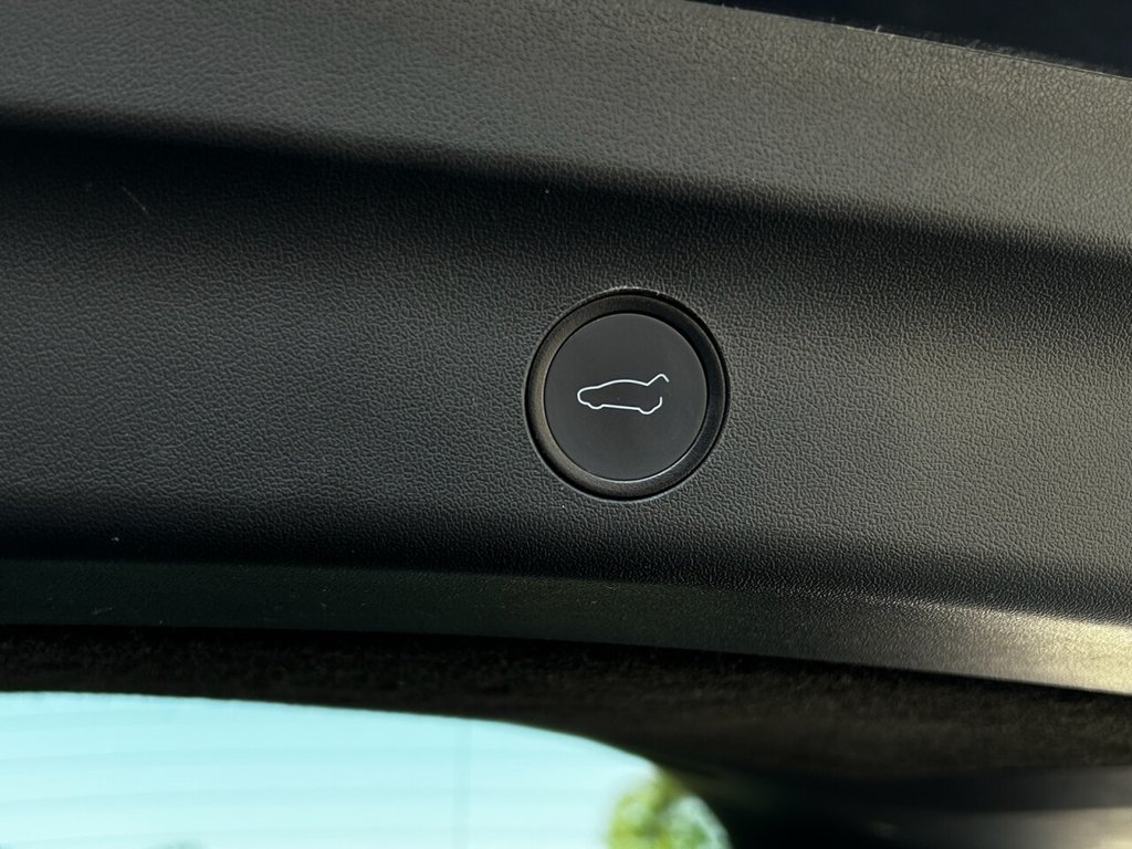 Used Tesla Model Y 2023 for sale - 78166882: Photo 28