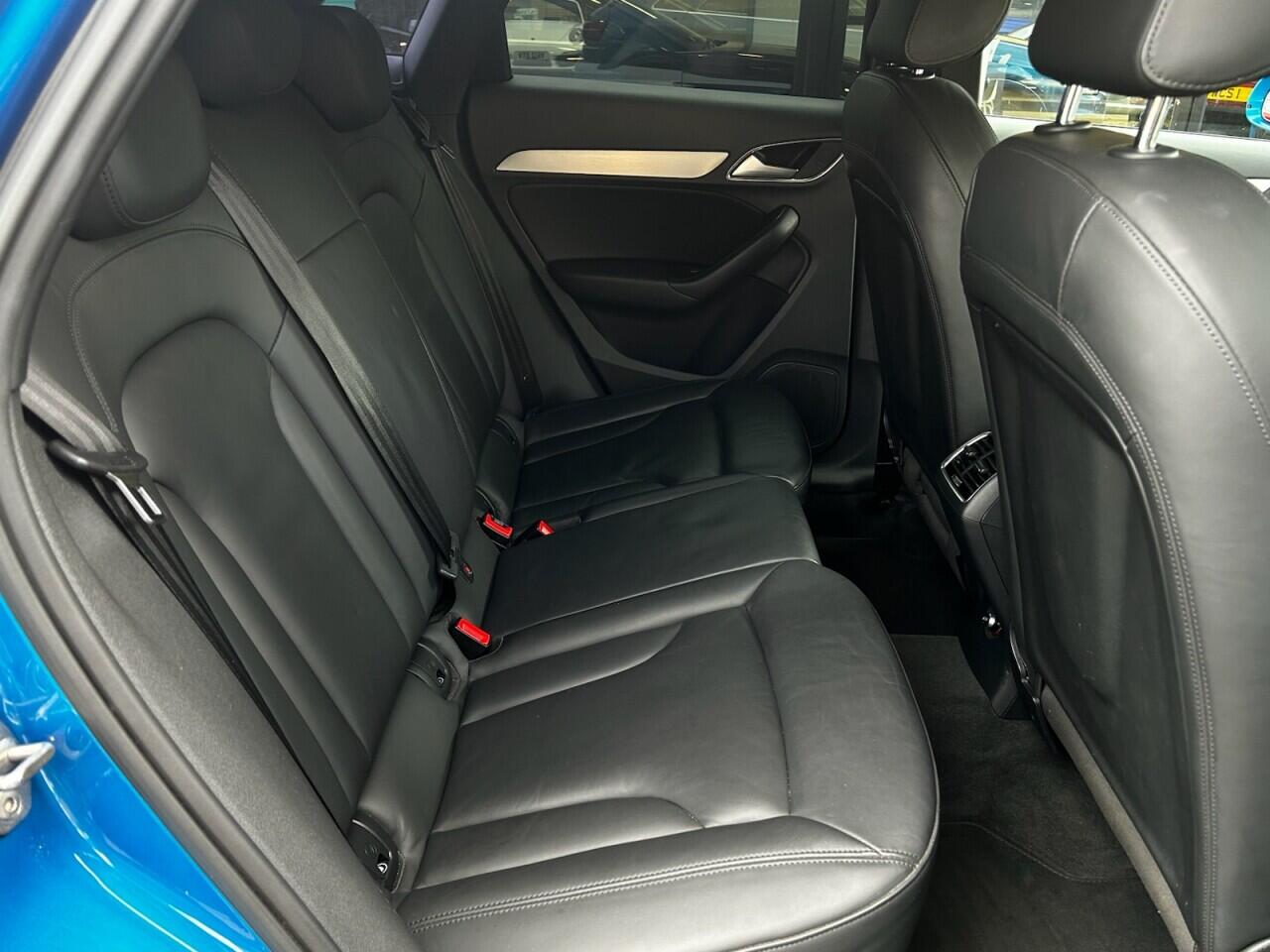 Used Audi Q3 2017 for sale - 76632951: Photo 32