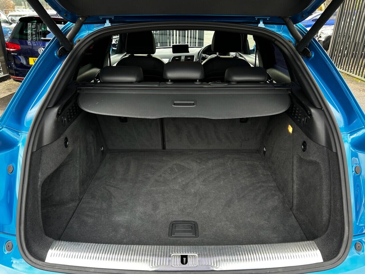 Used Audi Q3 2017 for sale - 76632951: Photo 33