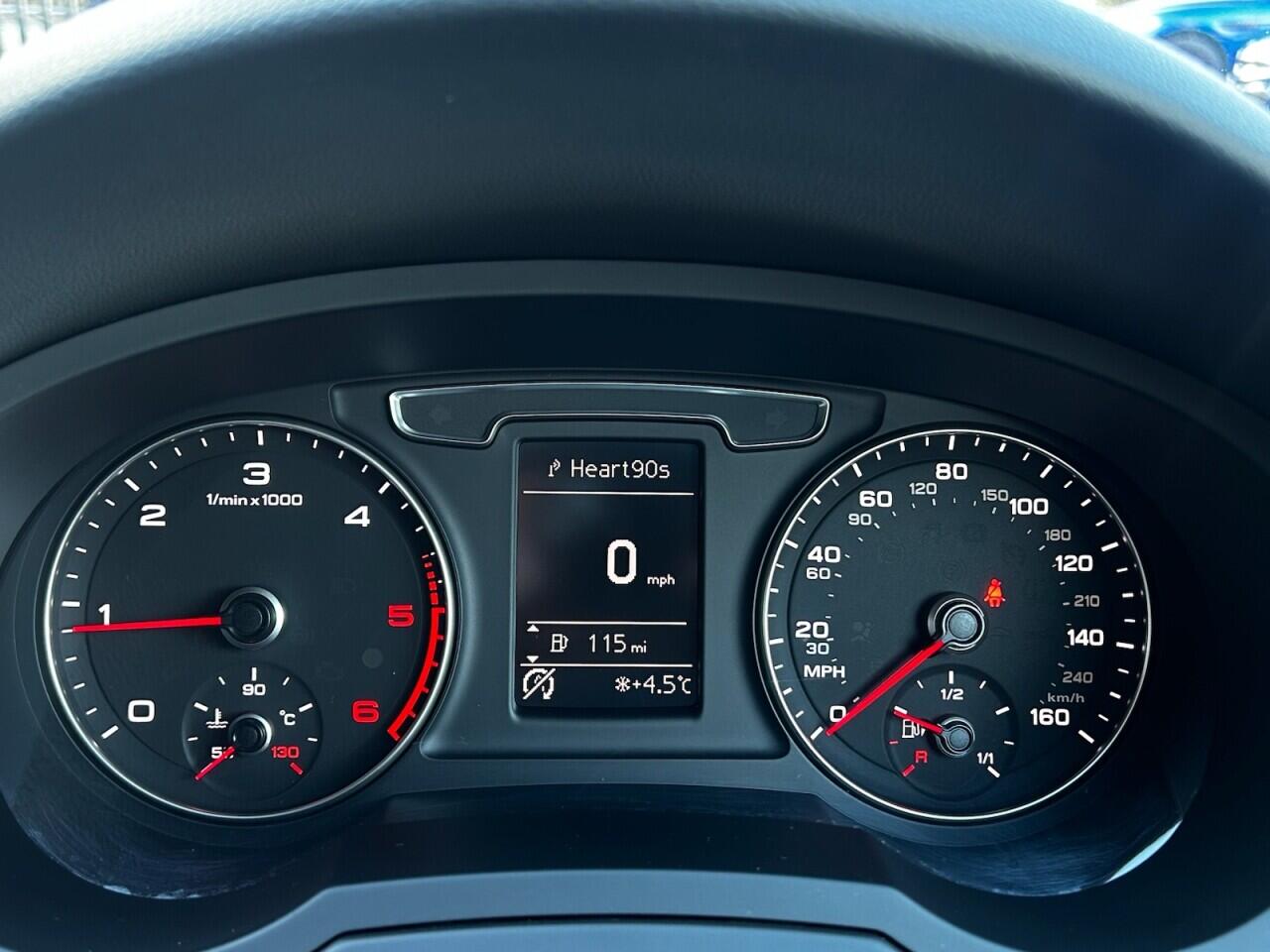 Used Audi Q3 2017 for sale - 76632951: Photo 36