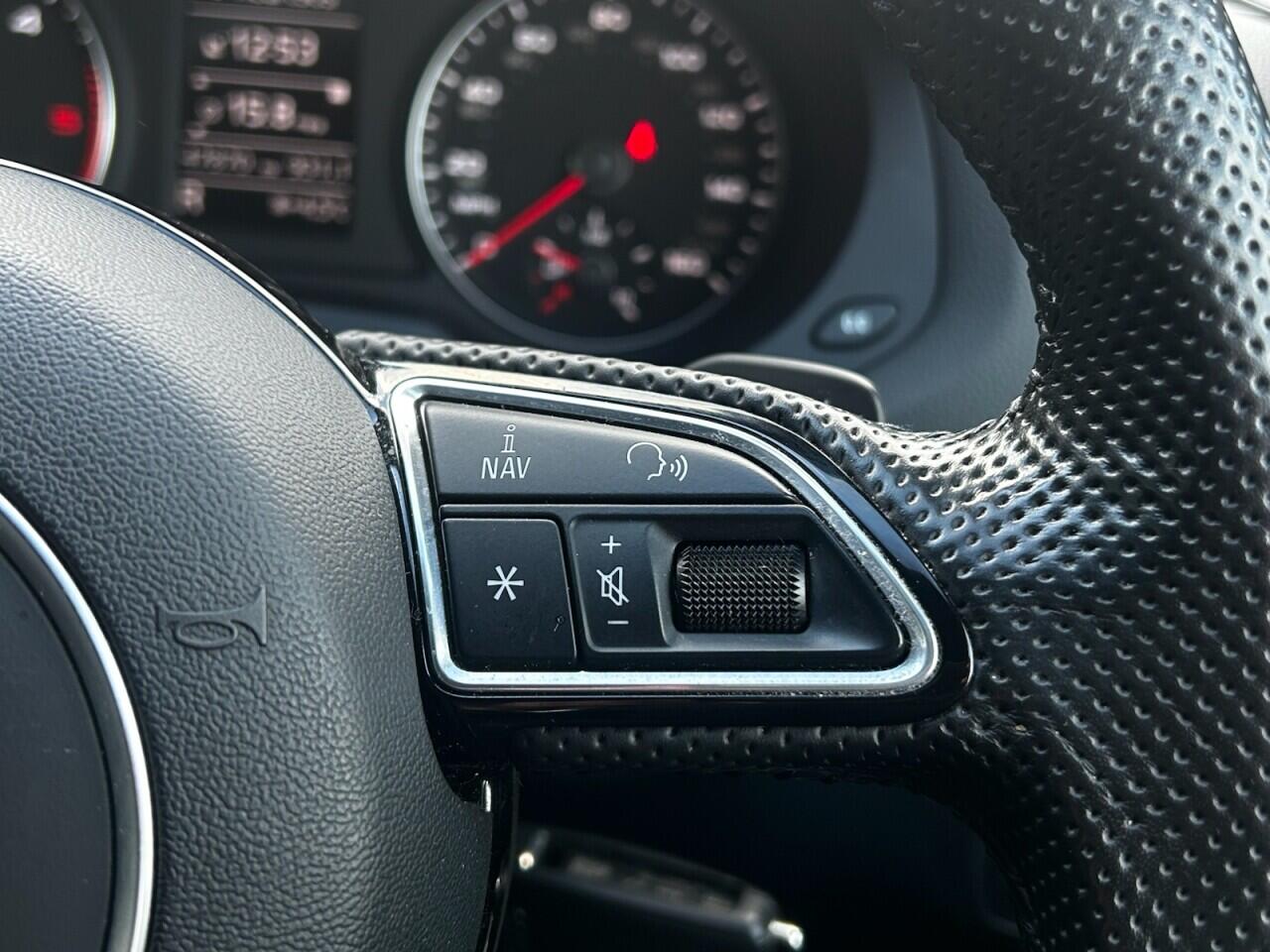 Used Audi Q3 2017 for sale - 76632951: Photo 37