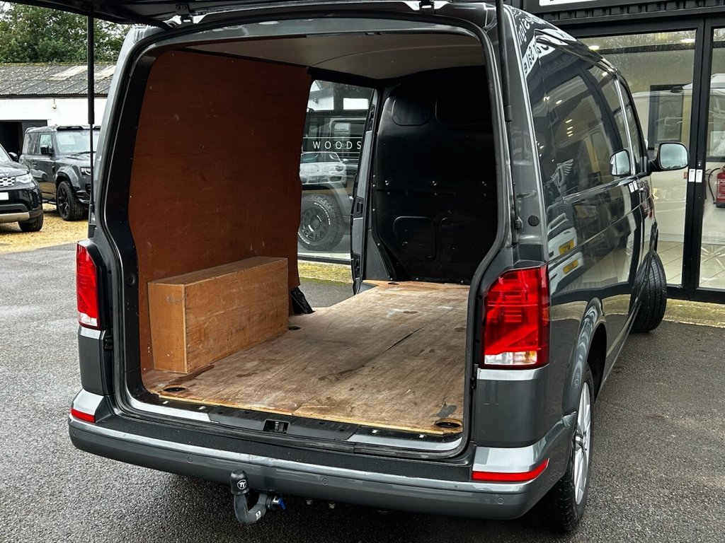 Used Volkswagen Transporter 2021 for sale - 77498991: Photo 12