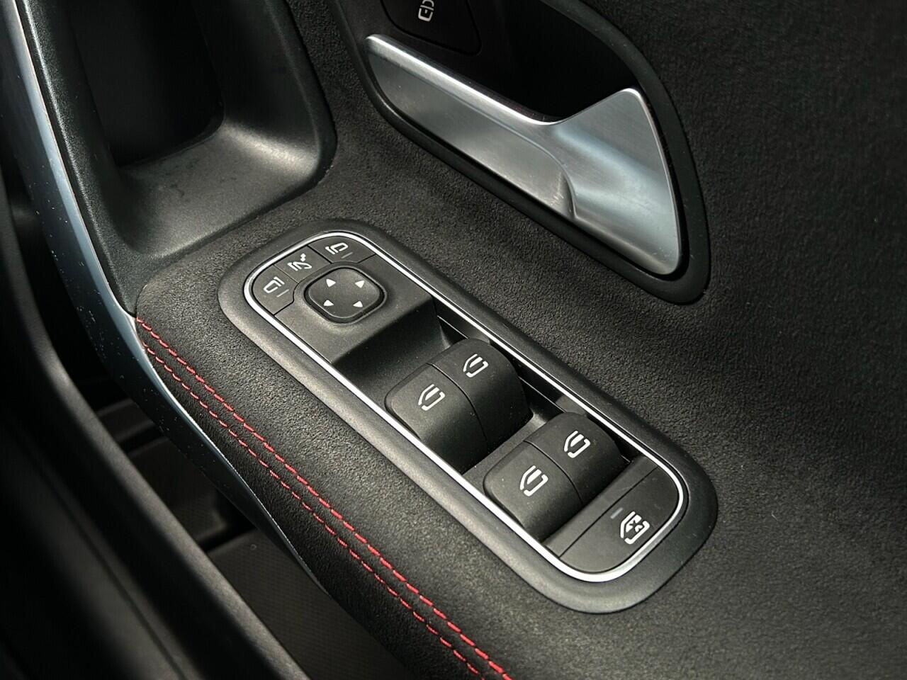 Used Mercedes-Benz A-Class 2018 for sale - 76550364: Photo 43