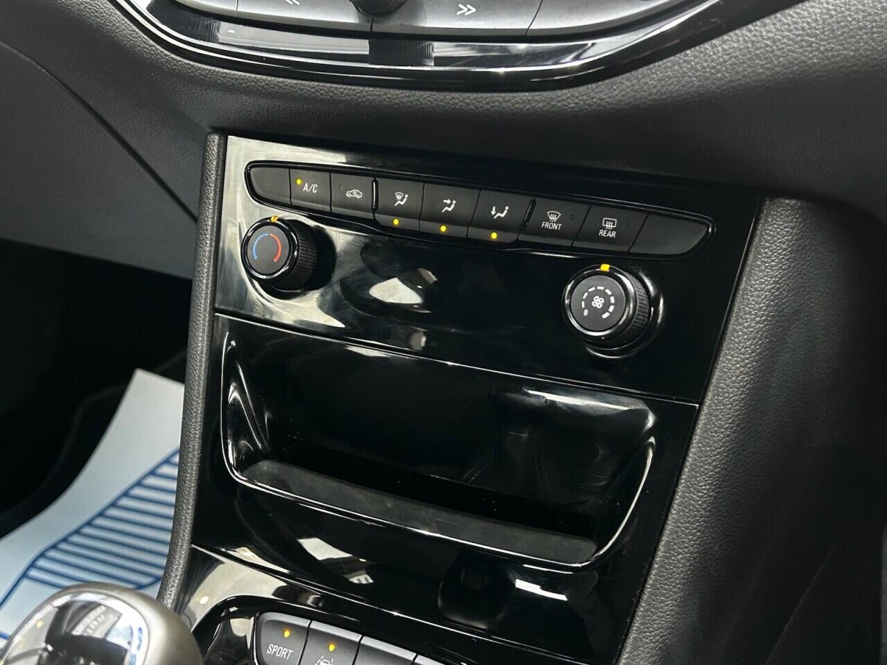 Used Vauxhall Astra for sale - 76913156: Photo 32