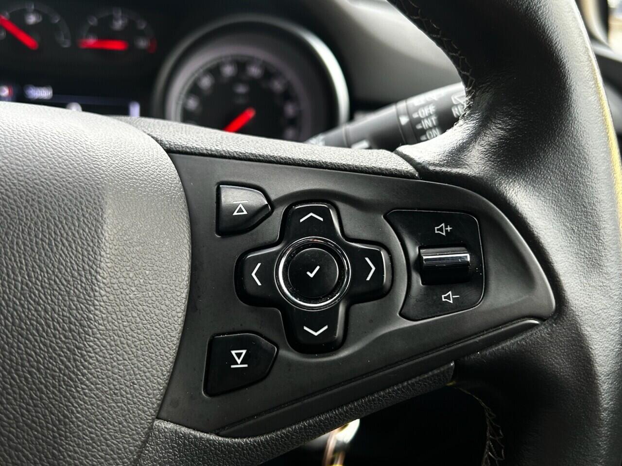 Used Vauxhall Astra for sale - 76913156: Photo 36