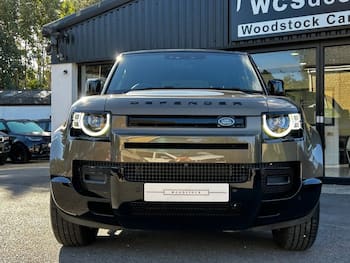 Used Land Rover Defender 2024 for sale - 79870643: Photo