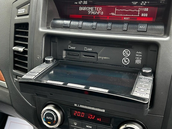 Used Mitsubishi Shogun 2014 for sale - 75634236: Photo 43