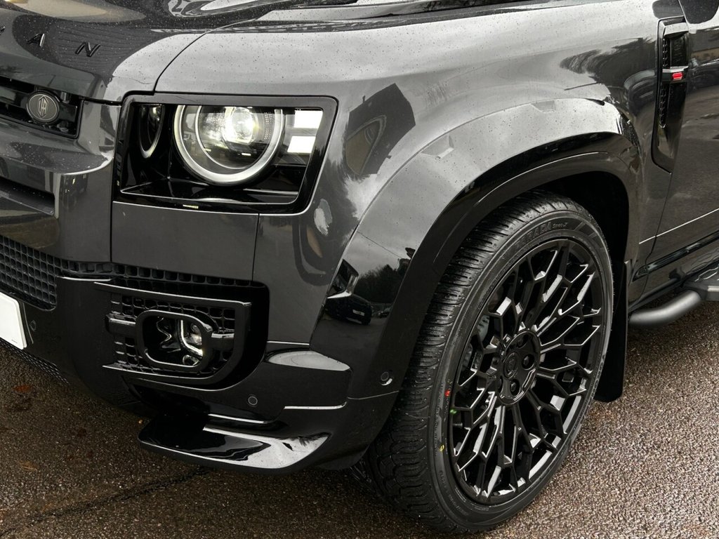 Used Land Rover Defender 2025 for sale - 77302193: Photo 11