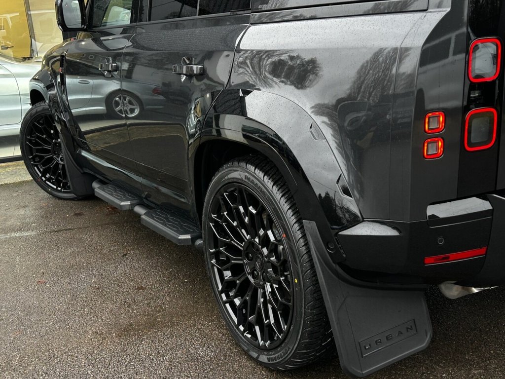 Used Land Rover Defender 2025 for sale - 77302193: Photo 14