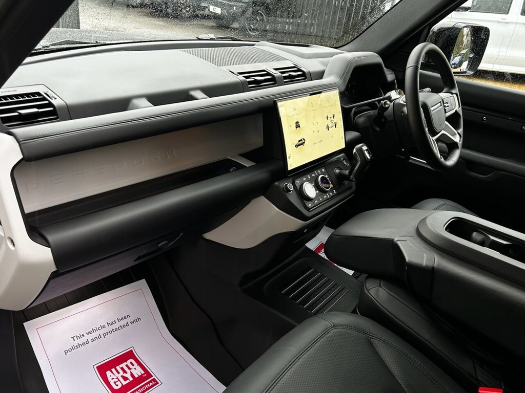 Used Land Rover Defender 2025 for sale - 77302193: Photo 22
