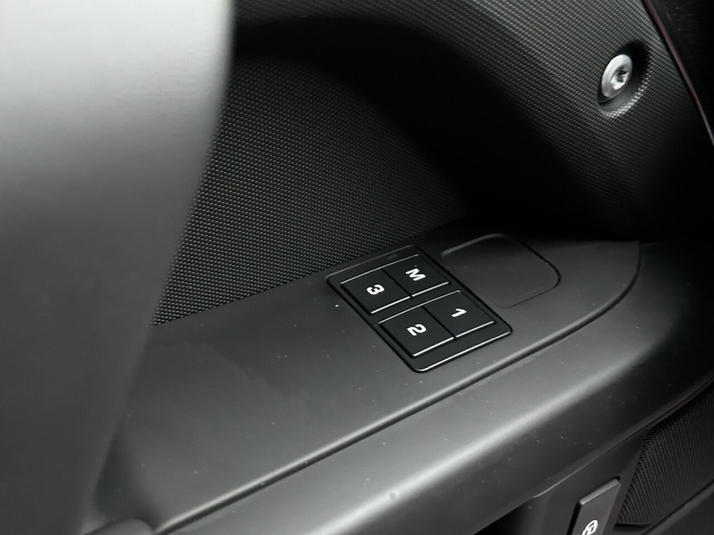 Used Land Rover Defender 2025 for sale - 77302193: Photo 42