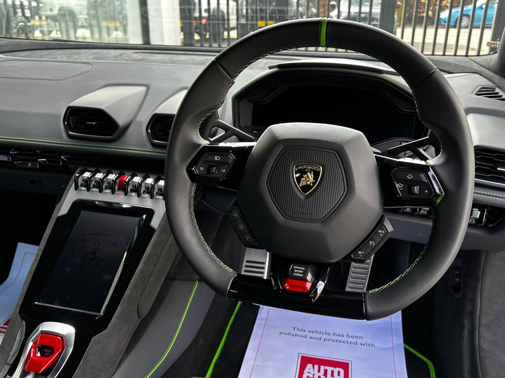 Used Lamborghini Huracan 2023 for sale - 77747908: Photo 17