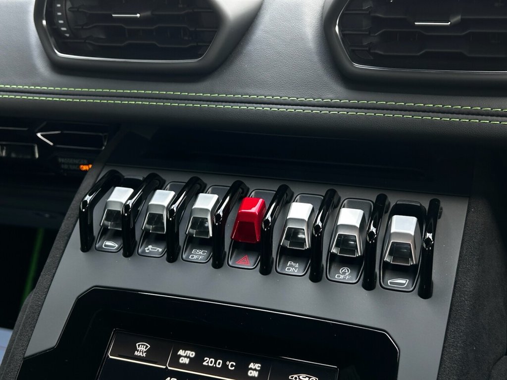 Used Lamborghini Huracan 2023 for sale - 77747908: Photo 25