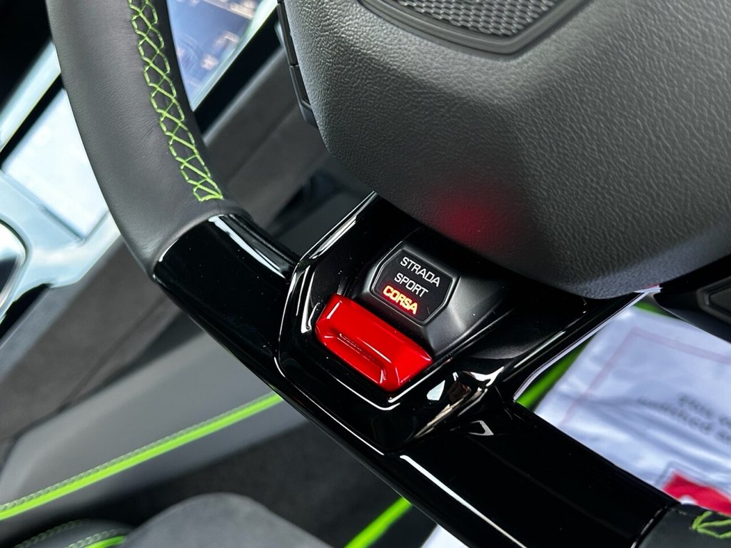 Used Lamborghini Huracan 2023 for sale - 77747908: Photo 33