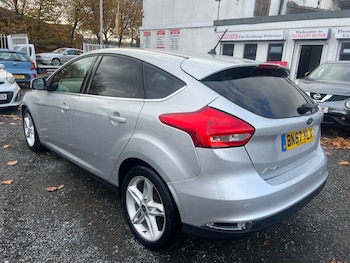 Used Ford Focus 2017 for sale - 76578400: Photo