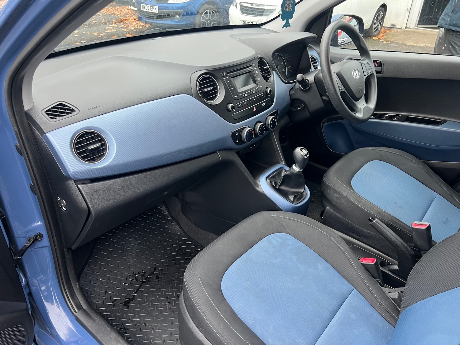 Used Hyundai i10 2016 for sale - 76461900: Photo 17