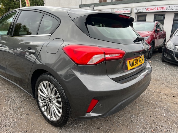 Used Ford Focus 2020 for sale - 76290170: Photo 10