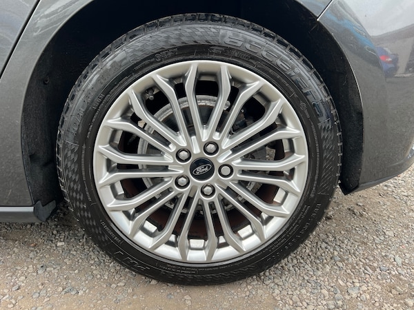 Used Ford Focus 2020 for sale - 76290170: Photo 29