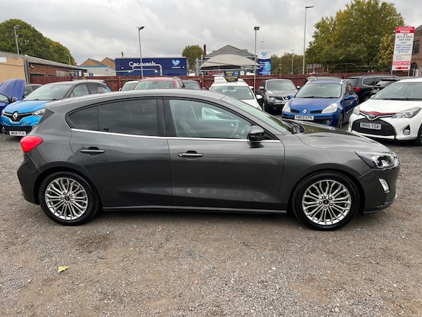 Used Ford Focus 2020 for sale - 76290170: Photo 8