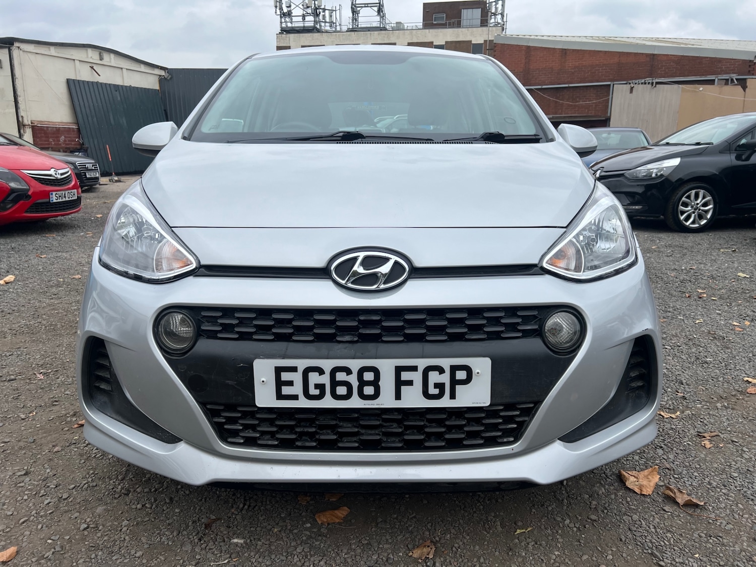 Used Hyundai i10 2019 for sale - 76312191: Photo 1